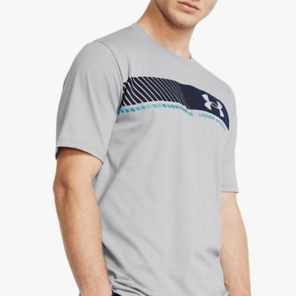 Under Armour Men's Left Chest Stripe Short Sleeve T Shirt, size M, BNWT!